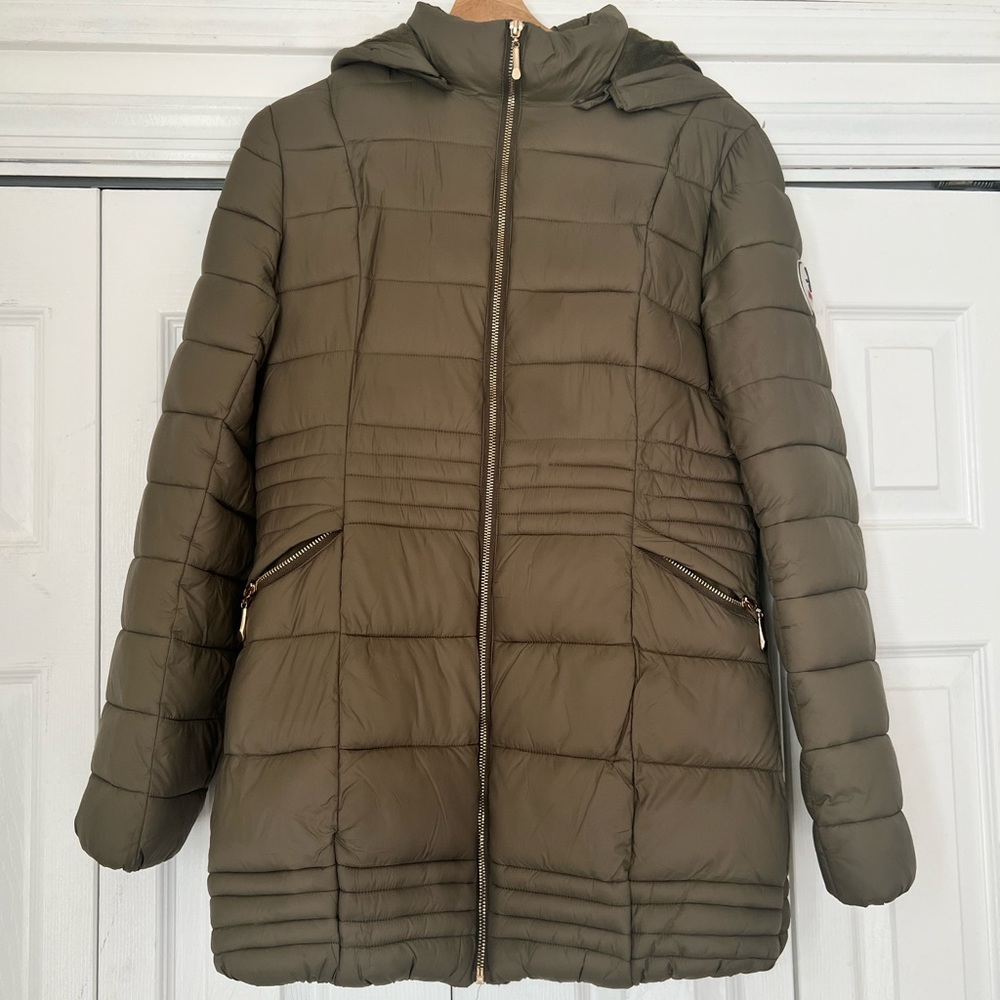 Green puffer parka with hood | Khaki parka with fur inside